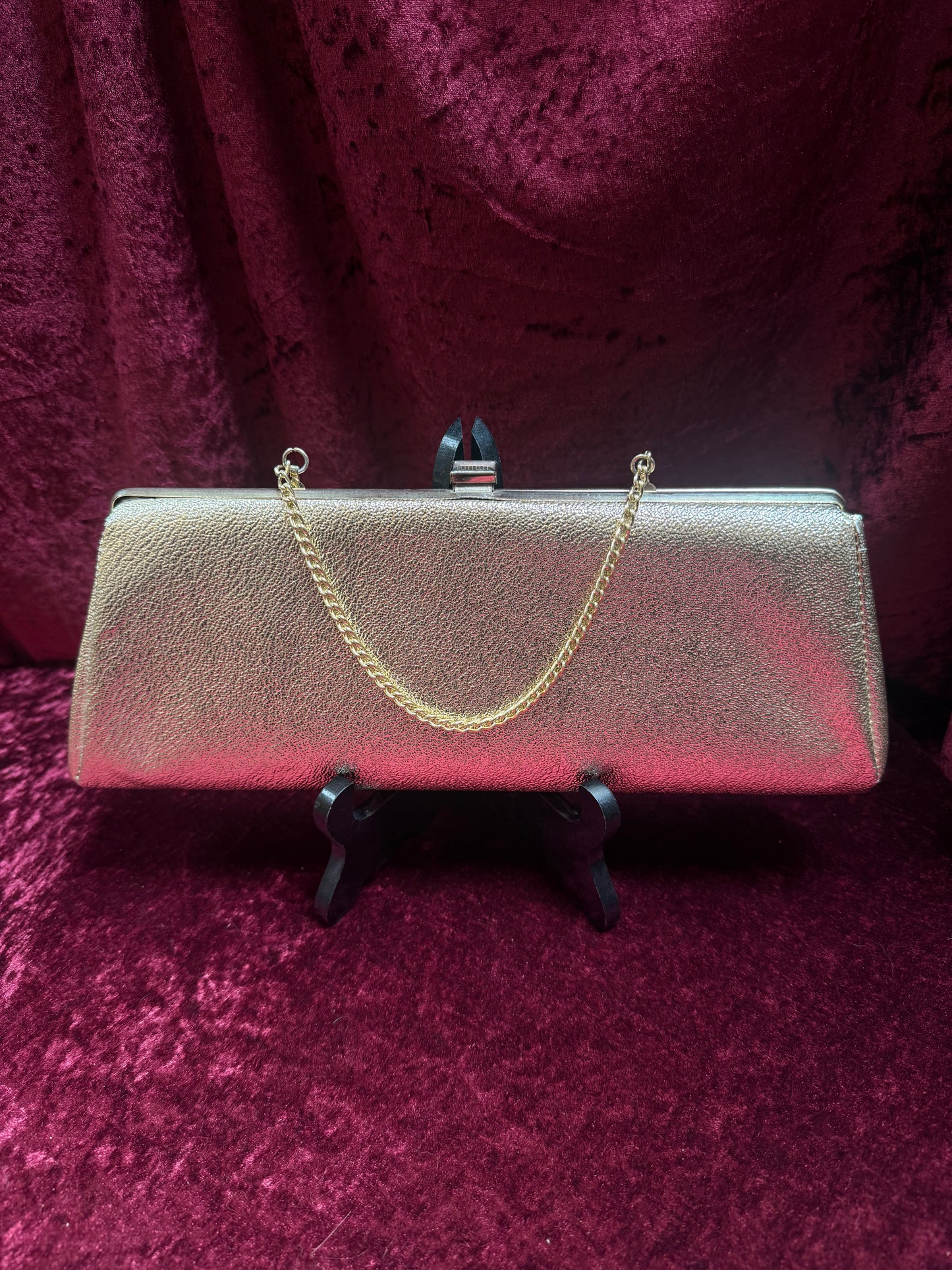 Vintage Accessories - Gold Metallic Clutch - Clasp Closure w/ Chain Strap - 1950s