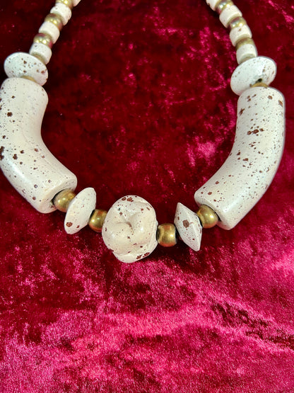 Vintage Jewelry - Chunky Costume Necklace - Faux Pebbled Rocks - 16"