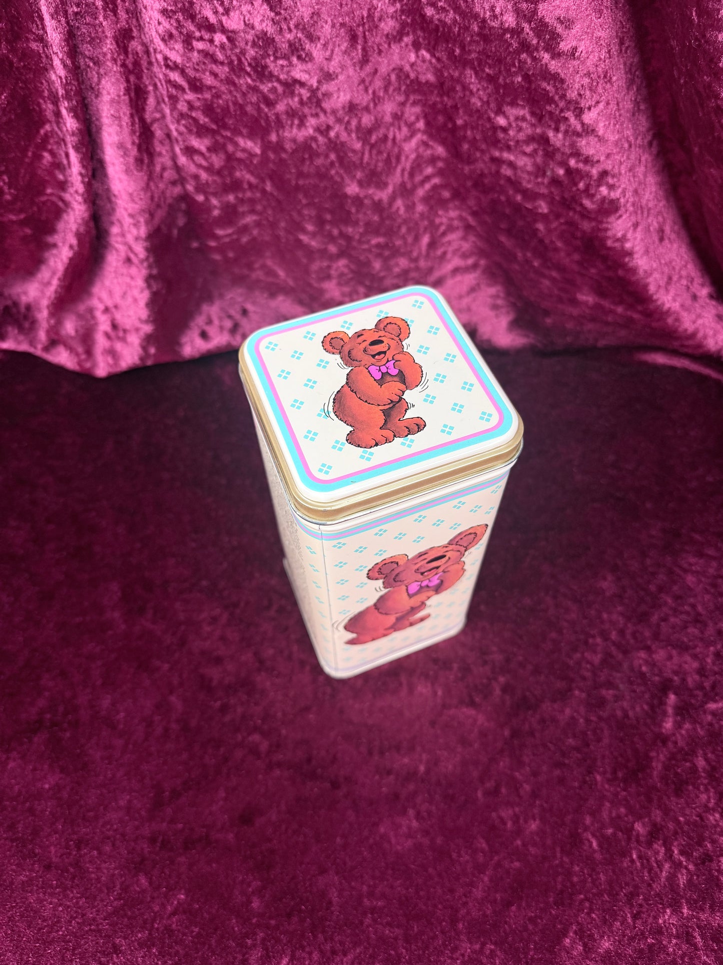 Vintage Metal Cookie Tin – Laughing Bear Cookies Made in USA