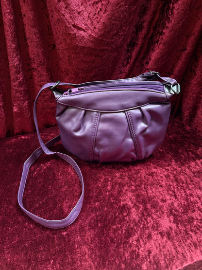 Vintage Accessories - 1980s Purple Faux Leather Shell Shaped Shoulder Bag