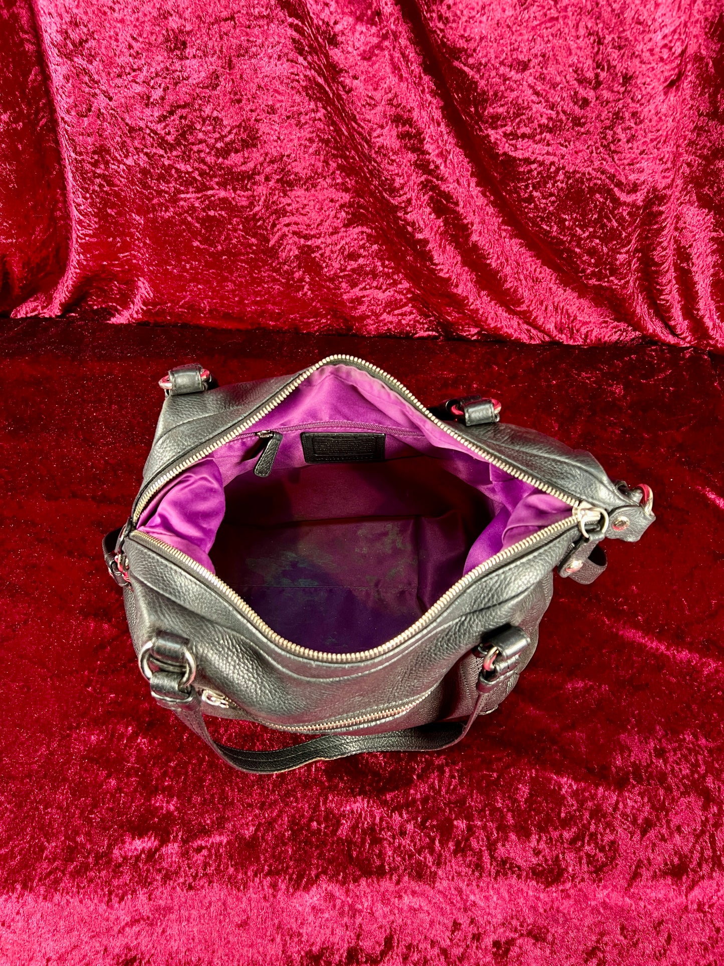 Vintage Accessories - Purse - Black Pebble Leather with Silver Hardware - Purple Lining - Coach