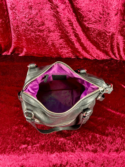 Vintage Accessories - Purse - Black Pebble Leather with Silver Hardware - Purple Lining - Coach
