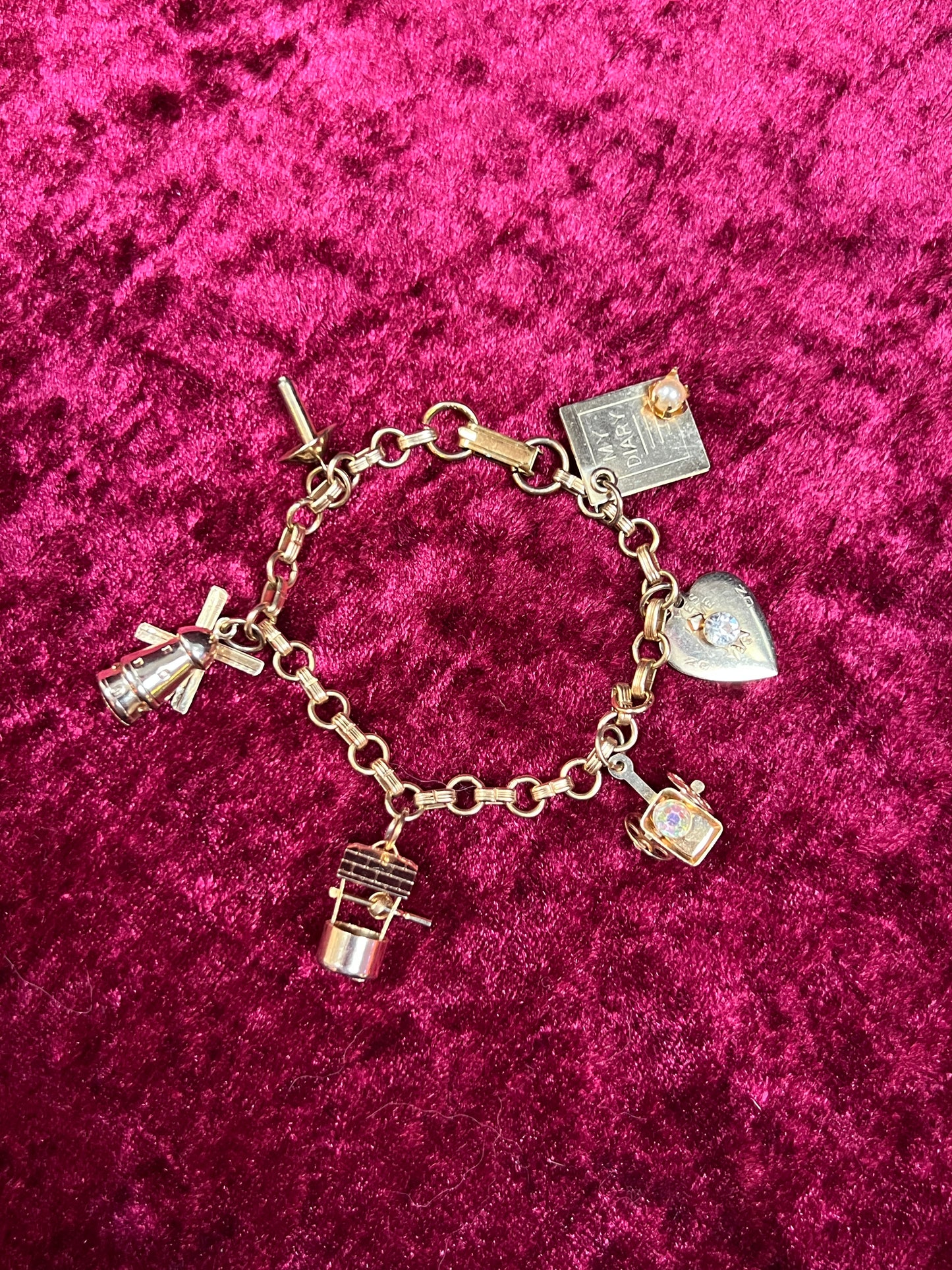 Vintage Jewelry - Dainty Charm Bracelet - Gold Tone - My Diary
