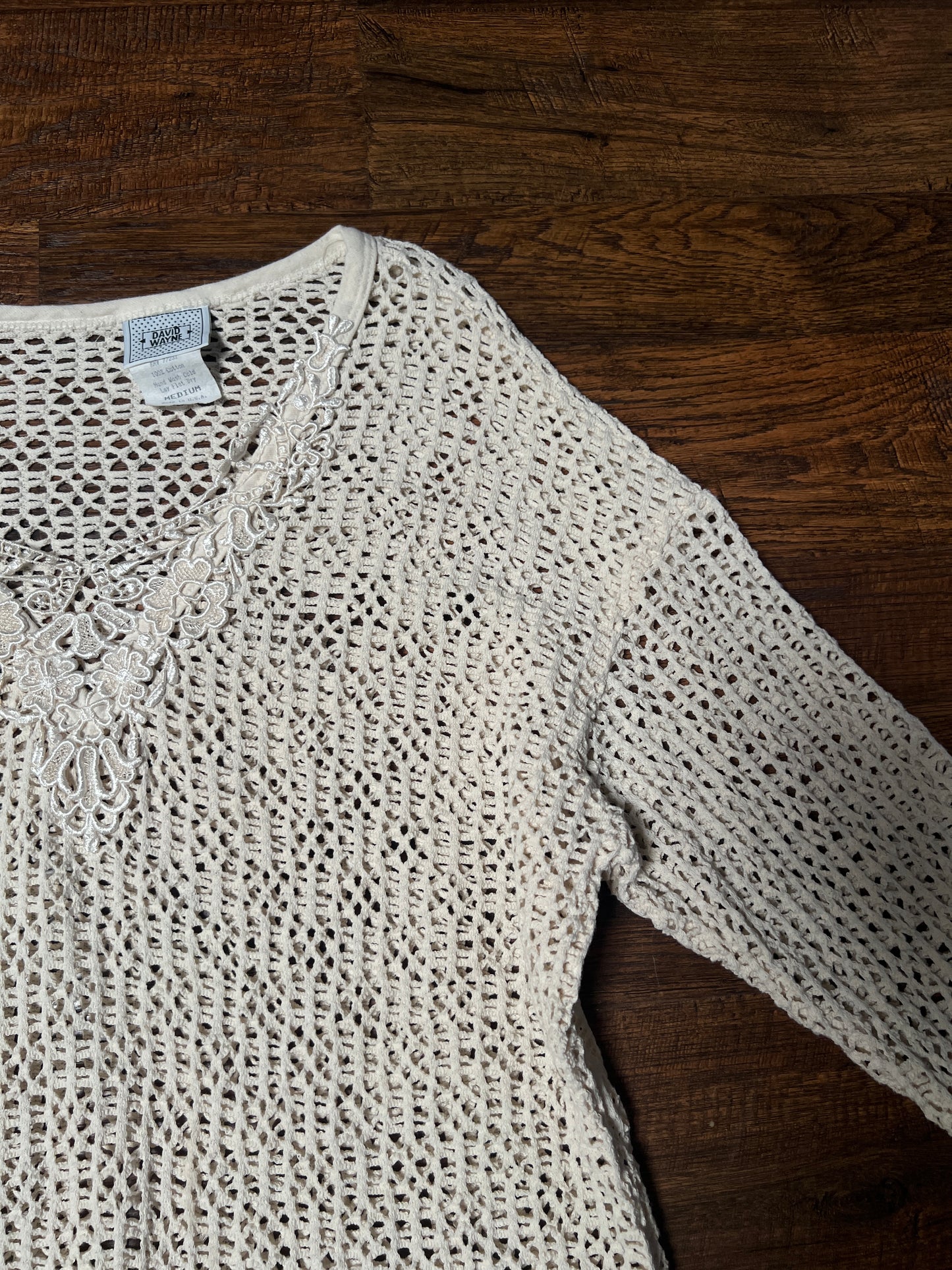 Vintage David Wayne Cotton Crochet Sweater – Ivory Open Knit Floral V-Neck – Medium
