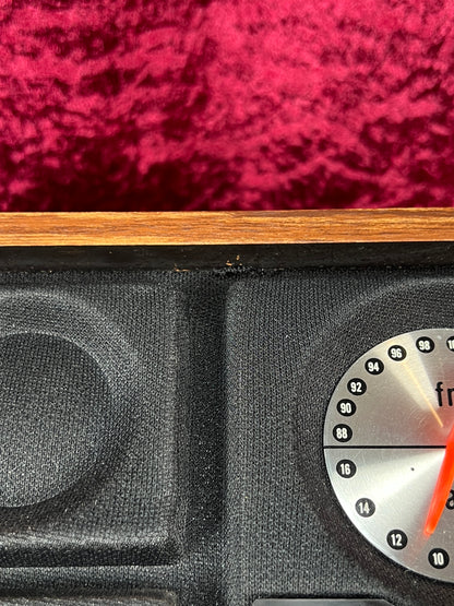Vintage Electronics - AM / FM Tube Radio - GR-1085 Wood Grain - Heathkit - 1975