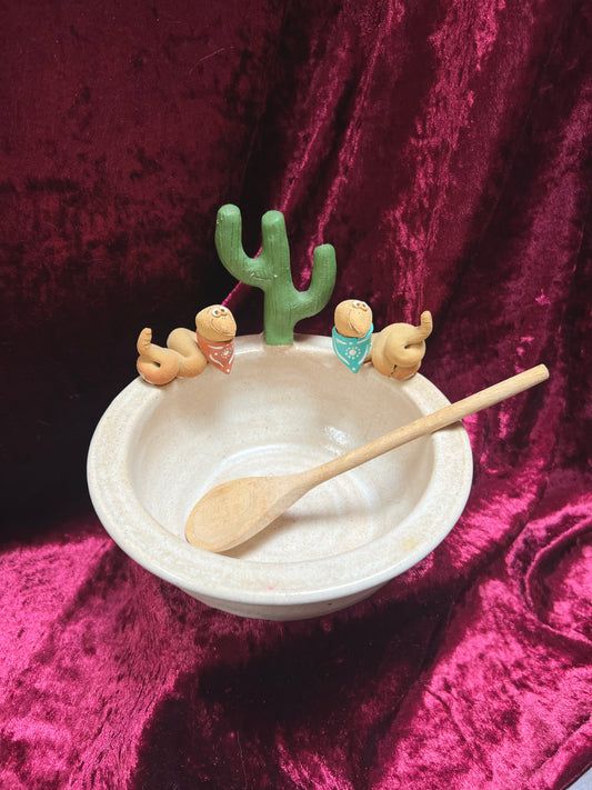 Vintage Kitchen - Ceramic Serving Bowl - Bandit Rattlesnakes & Saguaro Cactus