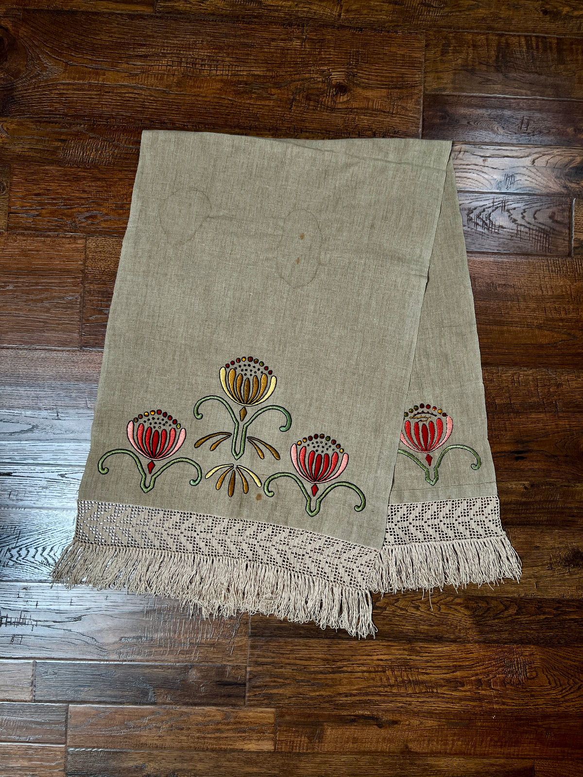 Vintage Linen Table Runner - Hand Embroidered Art Deco Florals Crochet Lace Fringe