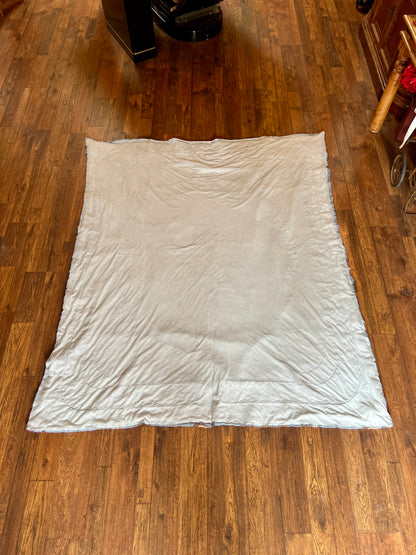 Vintage Linens - Twin Size Comforter - Warner Bros Looney Tunes Characters - 1996 - 82" X 68"