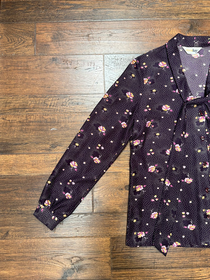 Vintage Clothing - 1970s Polyester Tie-Neck Blouse - Flower Clusters on Purple - Ecco Bay - Medium