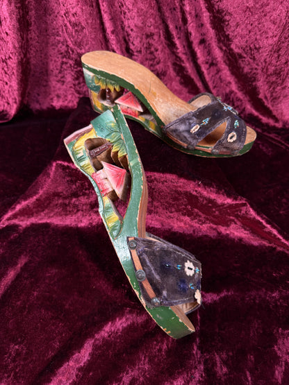 Vintage Shoes - 1940s Souvenir "Bakya" Sandal Wedges - Hand Carved - Size 7