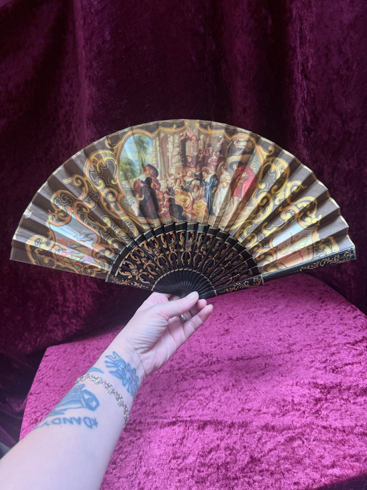 Vintage Mid Century Painted Wood Folding Fan – Double-Sided European Court Scenes
