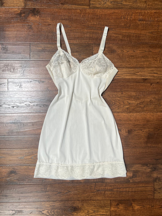 Vintage Clothing - Above Knee Dress Slip - Off White - Lace Bust - Small - Shar-Loo Trillium