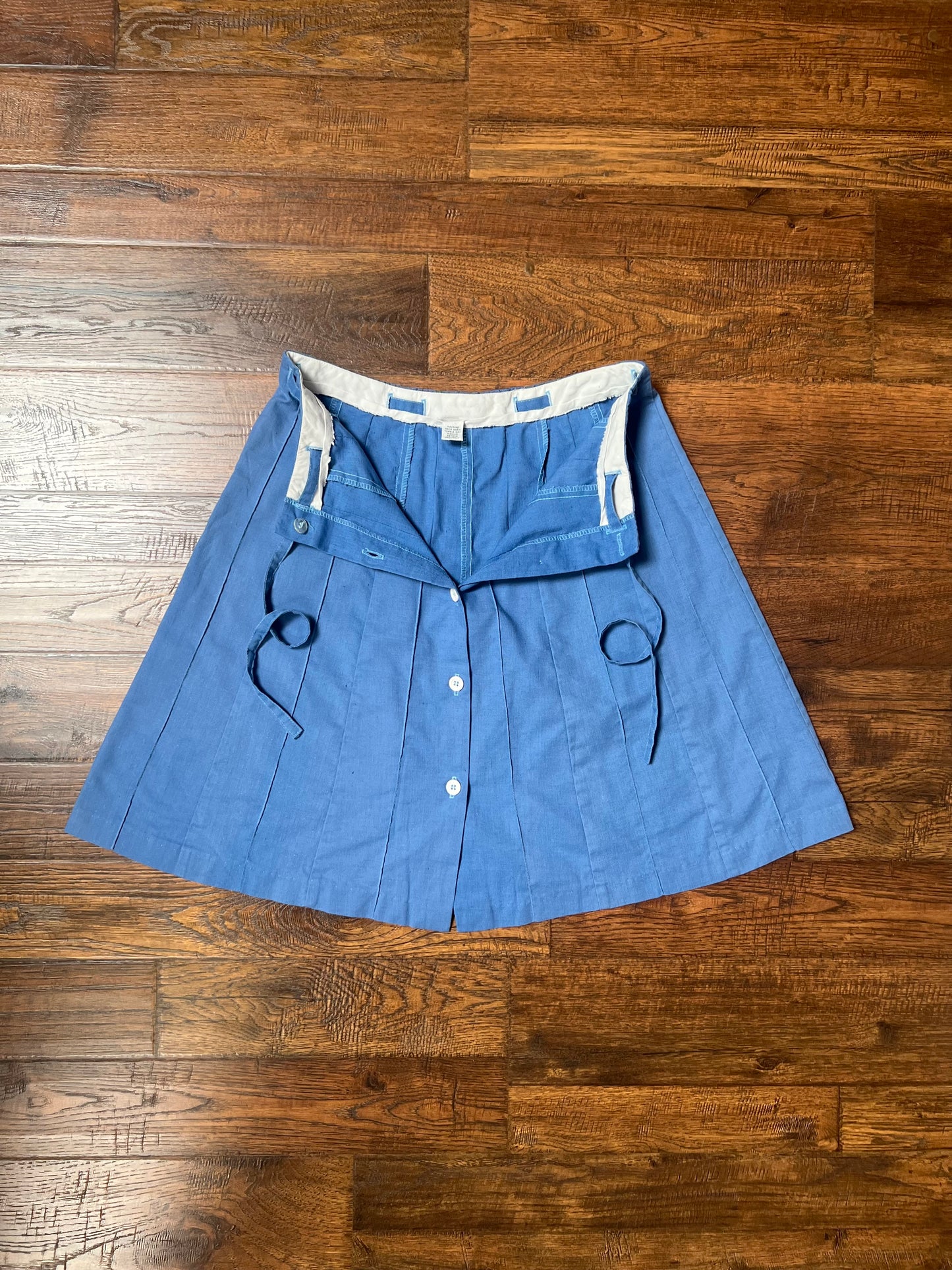 Vintage Clothing - Tie Waist Circle Skirt - Light Denim Blue - Medium