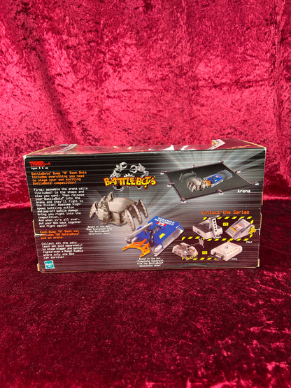 Vintage Collectibles - Battle Bots - Bump 'N' Bash Bots - Red Scorpion and Complete Control - Hasbro - 2001