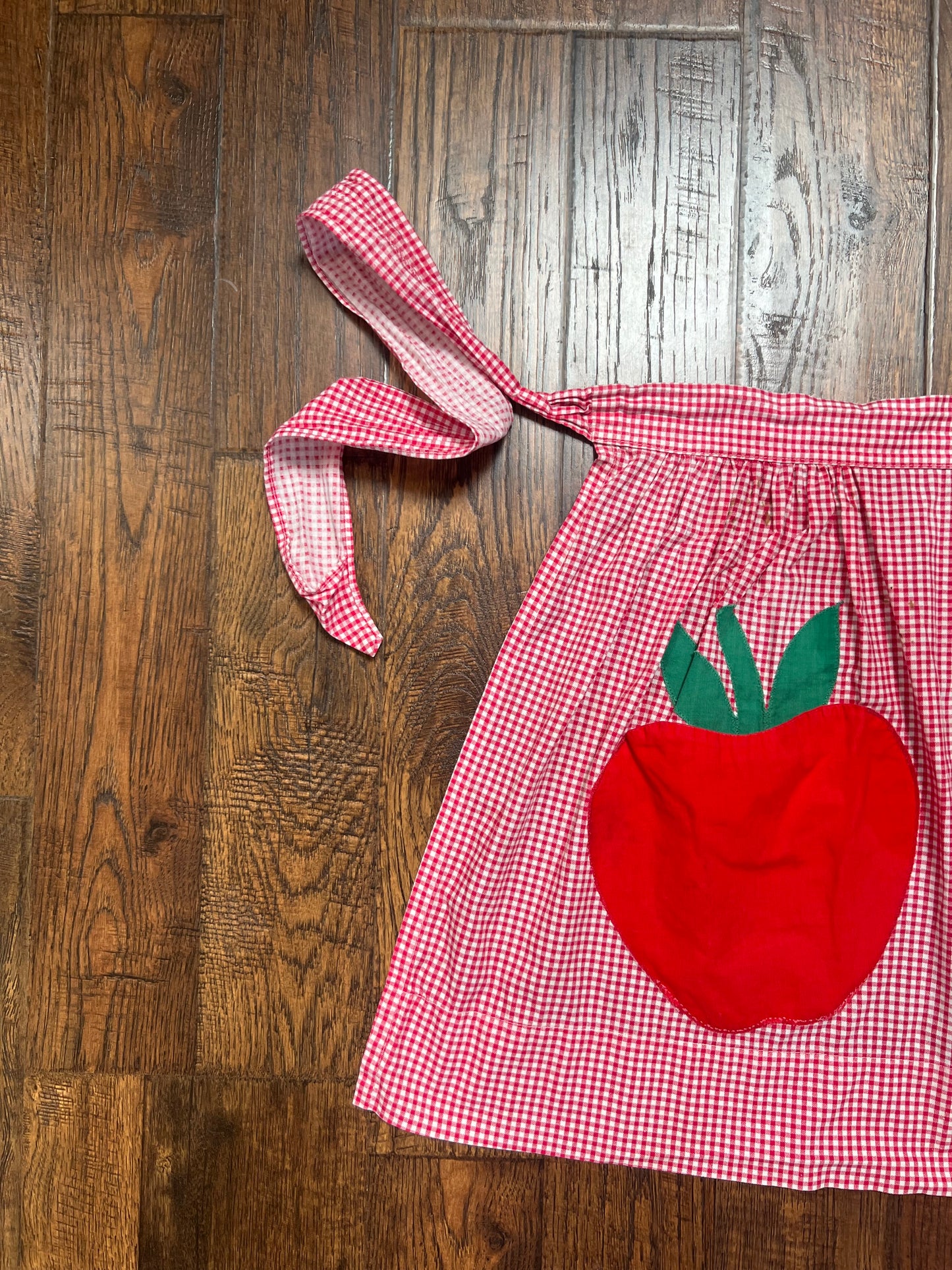 Vintage Clothing - Handmade Half Apron - Red and White Gingham - Apple Pocket