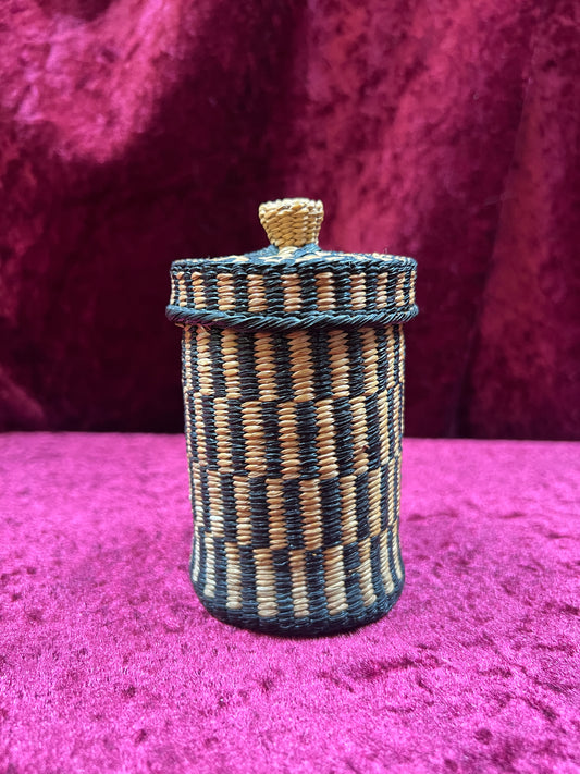 Vintage Home Decor - Miniature Basket - Black and Brown - 4.5"