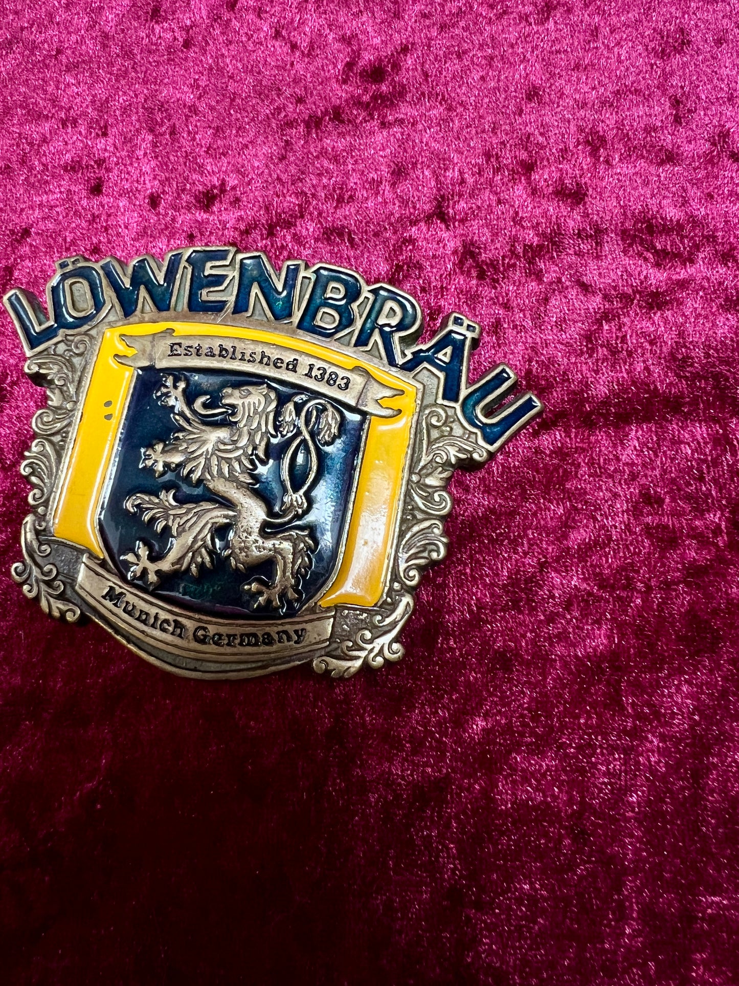 Vintage Solid Brass Belt Buckle - Löwenbräu Munich Brewery Crest - 1982 Baron Buckles
