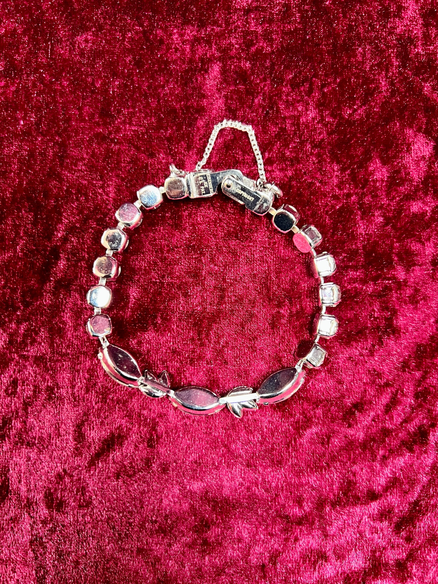 Vintage Jewelry - Tennis Bracelet - Marquise / Round Cut Rhinestones - Eisenberg Ice - 7.25"