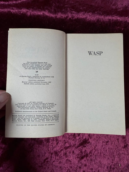 Vintage Wasp by Eric Frank Russell 1971 Bantam Science Fiction Paperback