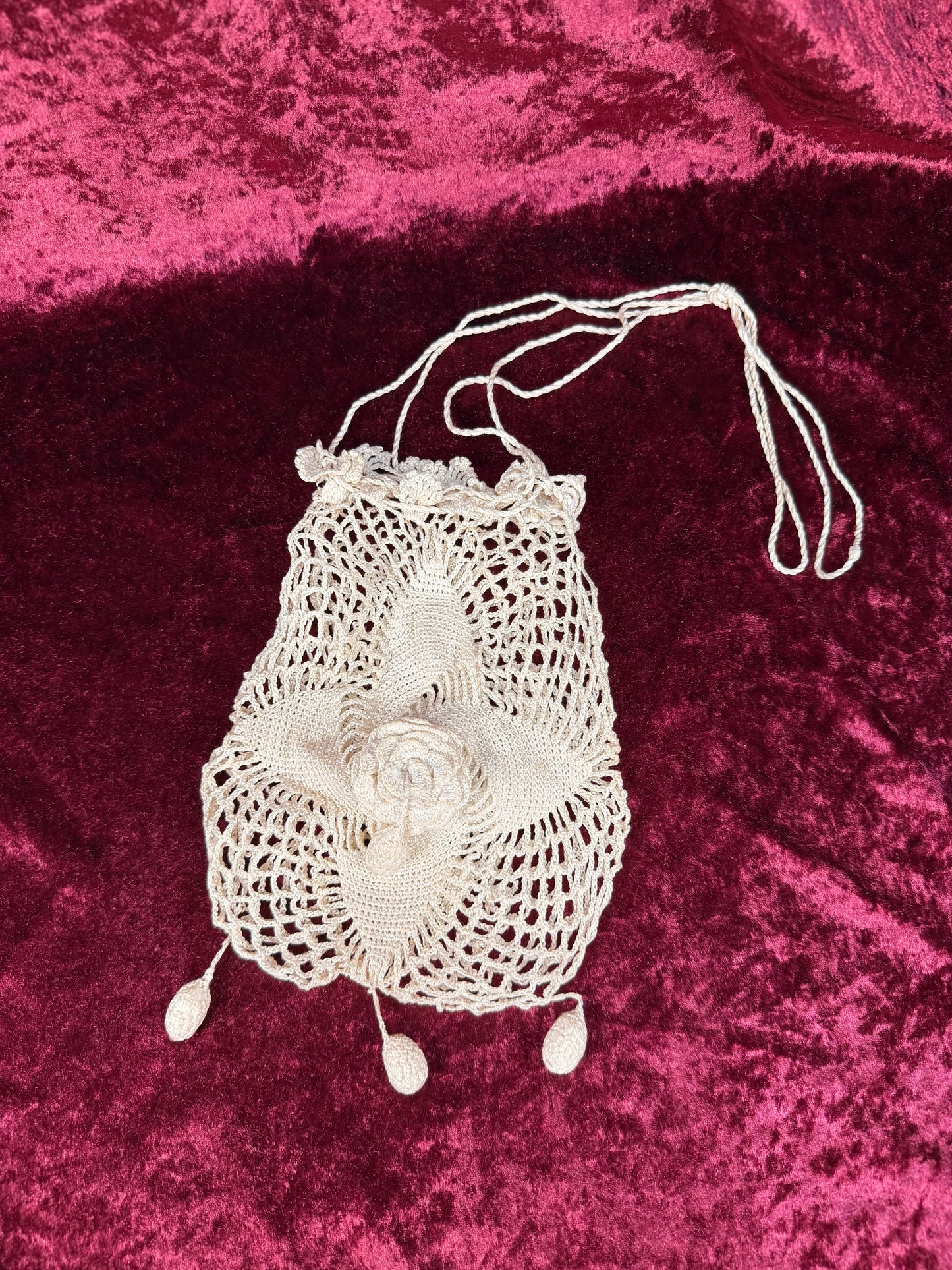 Vintage Crochet Lace Handbag – Floral Drawstring Reticule Style