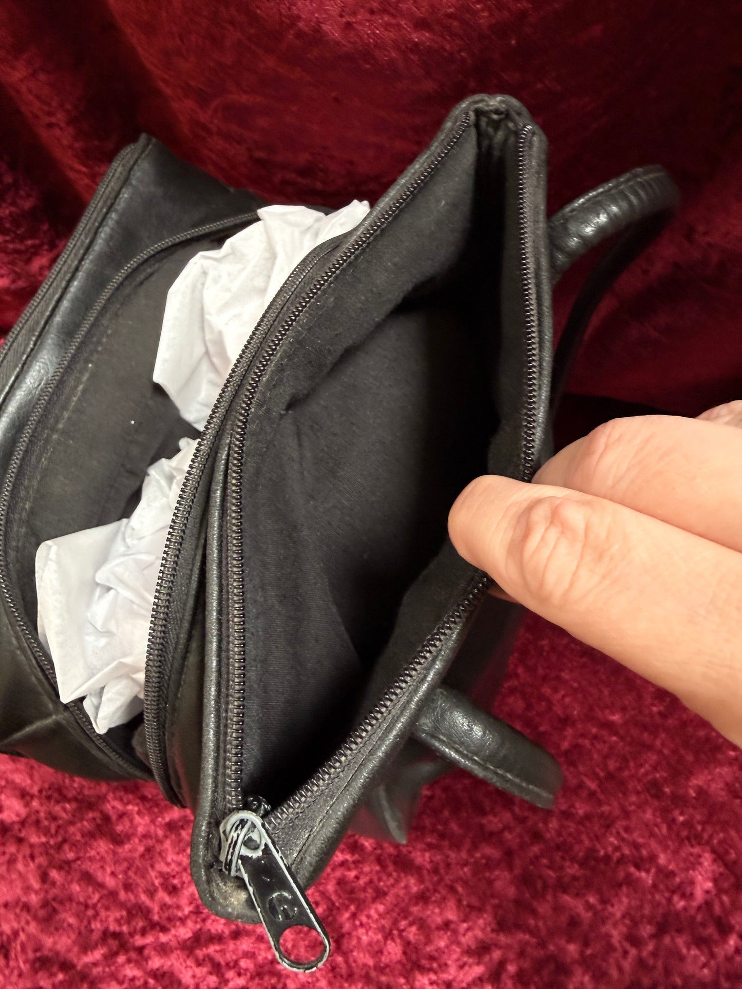 Vintage Accessories - Black Faux Leather Shoulder Bag with Gold Details