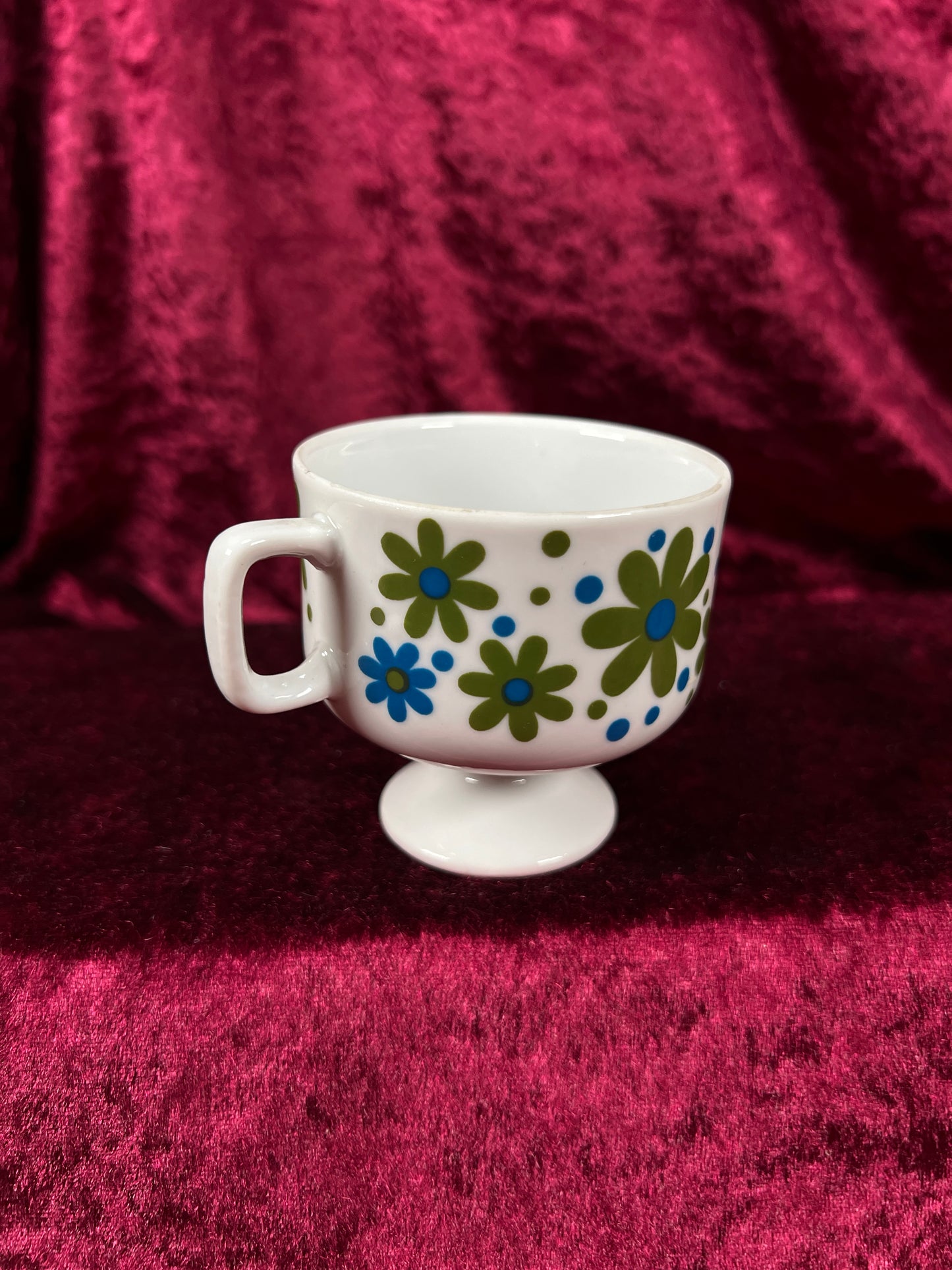 Vintage 1970s Pedestal Mug & Saucer Mismatched Set - Groovy Blue Green Daisies