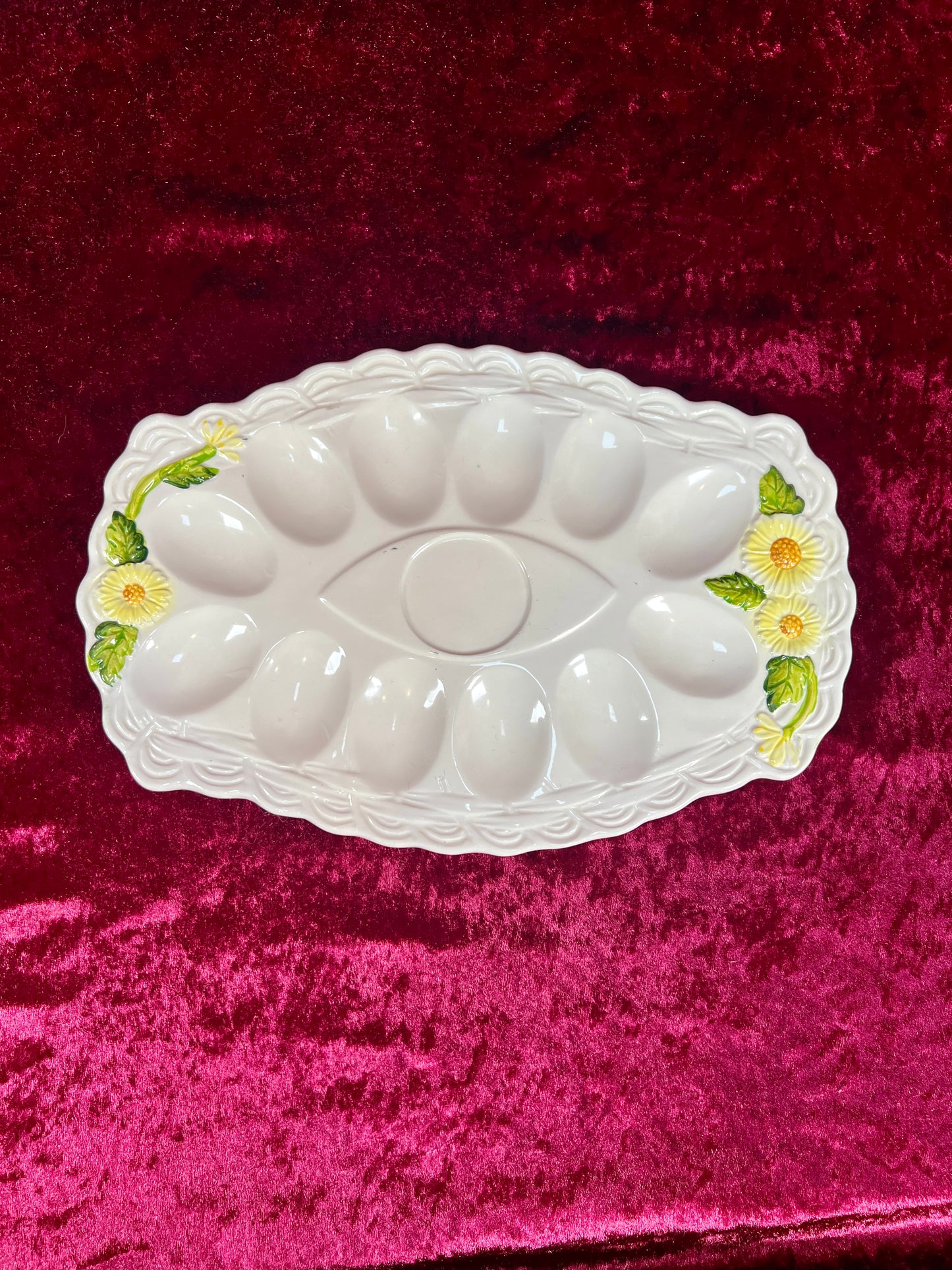 Vintage Kitchen - Ceramic Deviled Egg Serving Platter - 5182 / Yellow Daisies - Geo Z. Lefton