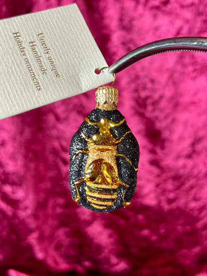 Vintage Christmas - Handblown Glass Ornament - Cleopatra's Scarab - Black and Gold - Patricia Breen
