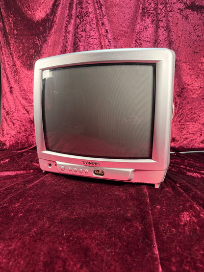 Vintage Electronics - Insignia IS-TV040917 - 13" CRT TV - with Remote