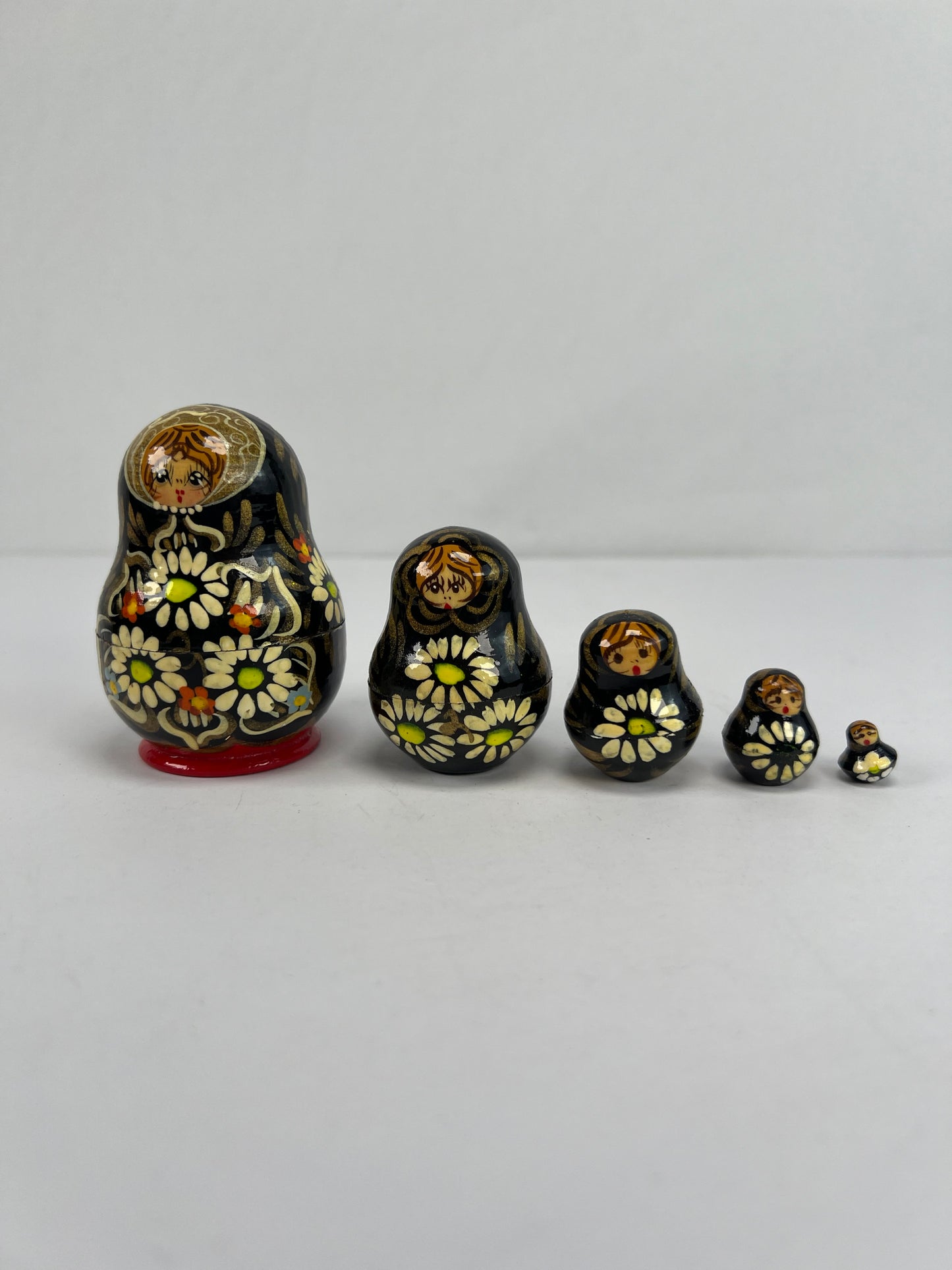 Vintage Trinkets - Russian Matryoshka Nesting Dolls - Black & Gold - Unsigned