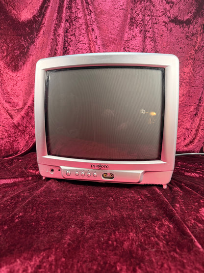 Vintage Electronics - Insignia IS-TV040917 - 13" CRT TV - with Remote