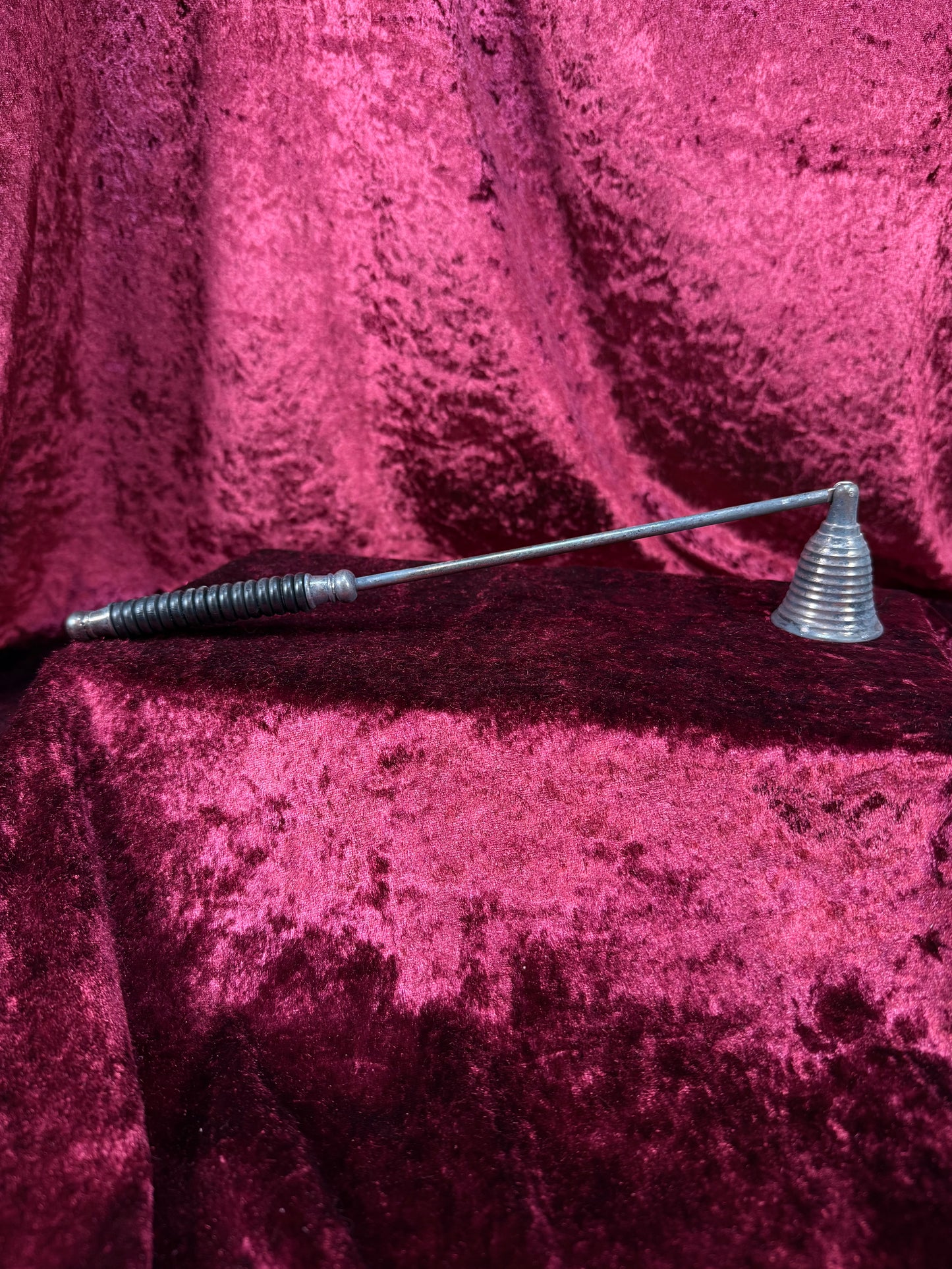 Vintage Metal Candle Snuffer – Ribbed Cone with Removable Handle