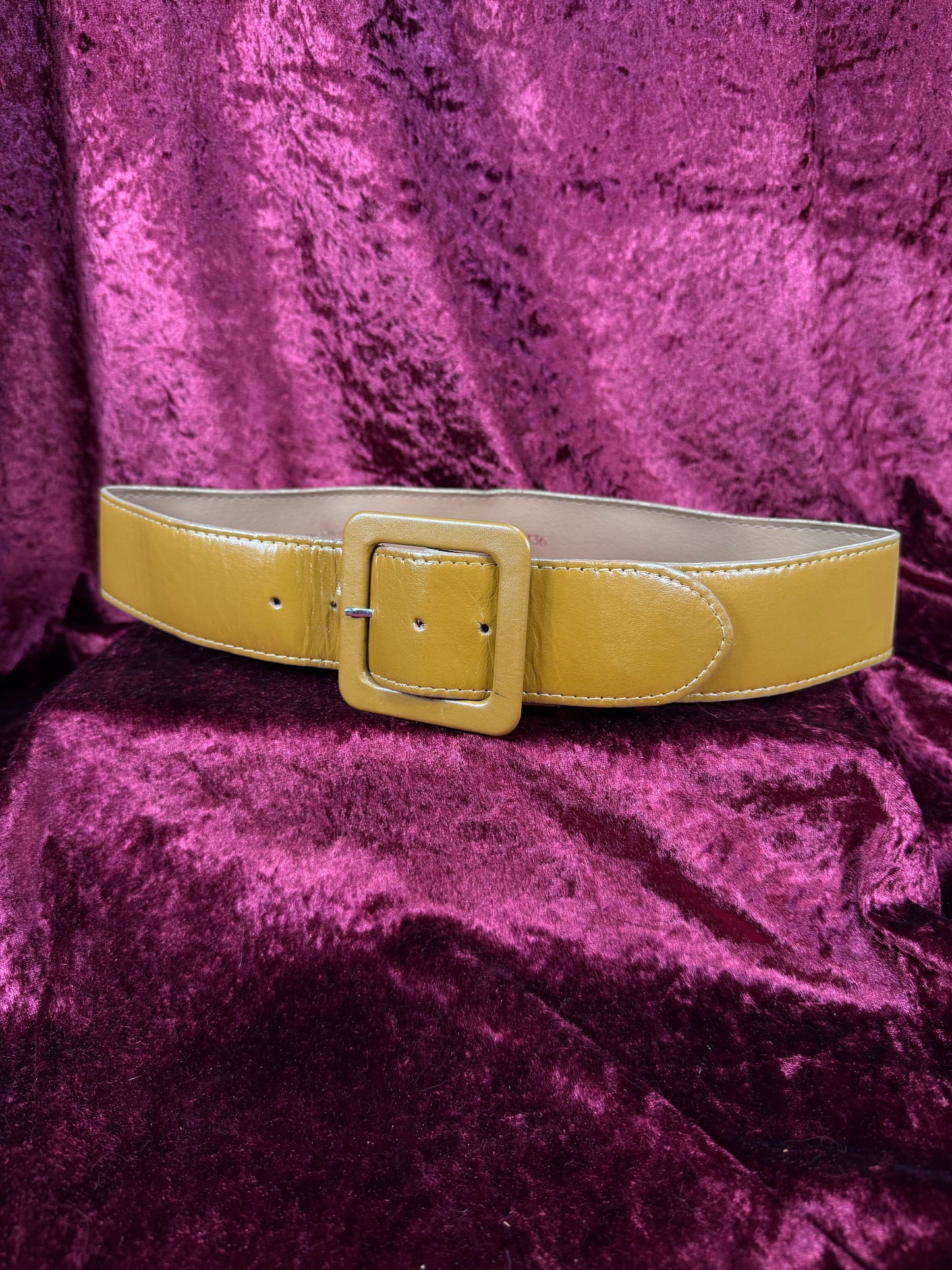 Vintage Accessories - 1980s Genuine Leather Waist Belt - Dark Mustard Yellow - Accessories By Pearl - Medium