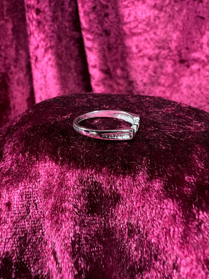 Vintage Sterling Silver LOVE Ring - Heart and Arrow Simple Band - Size 5.25