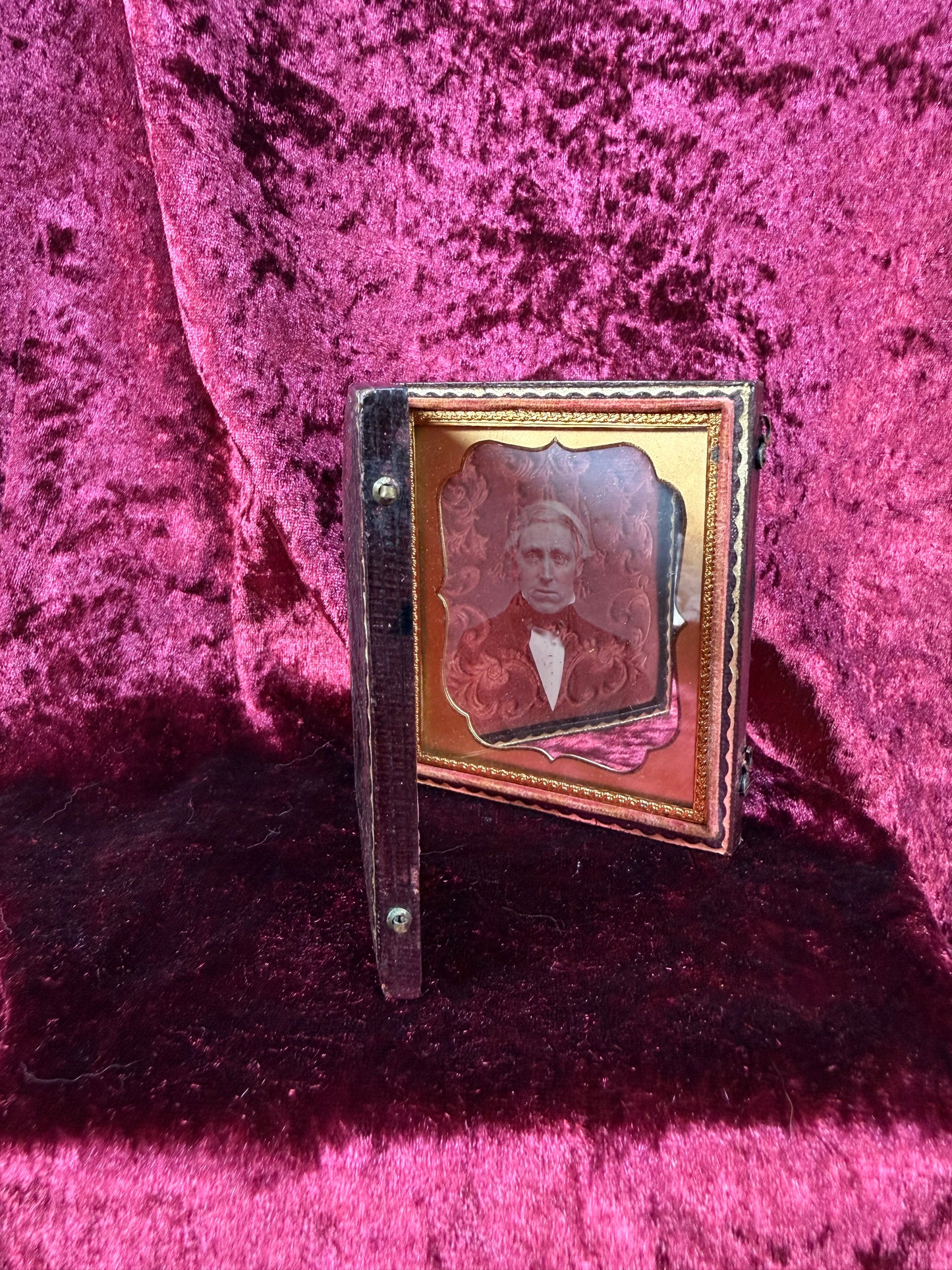 Antique Daguerreotype Portrait in Leather Case – Civil War Era Gentleman Tin Type Photograph
