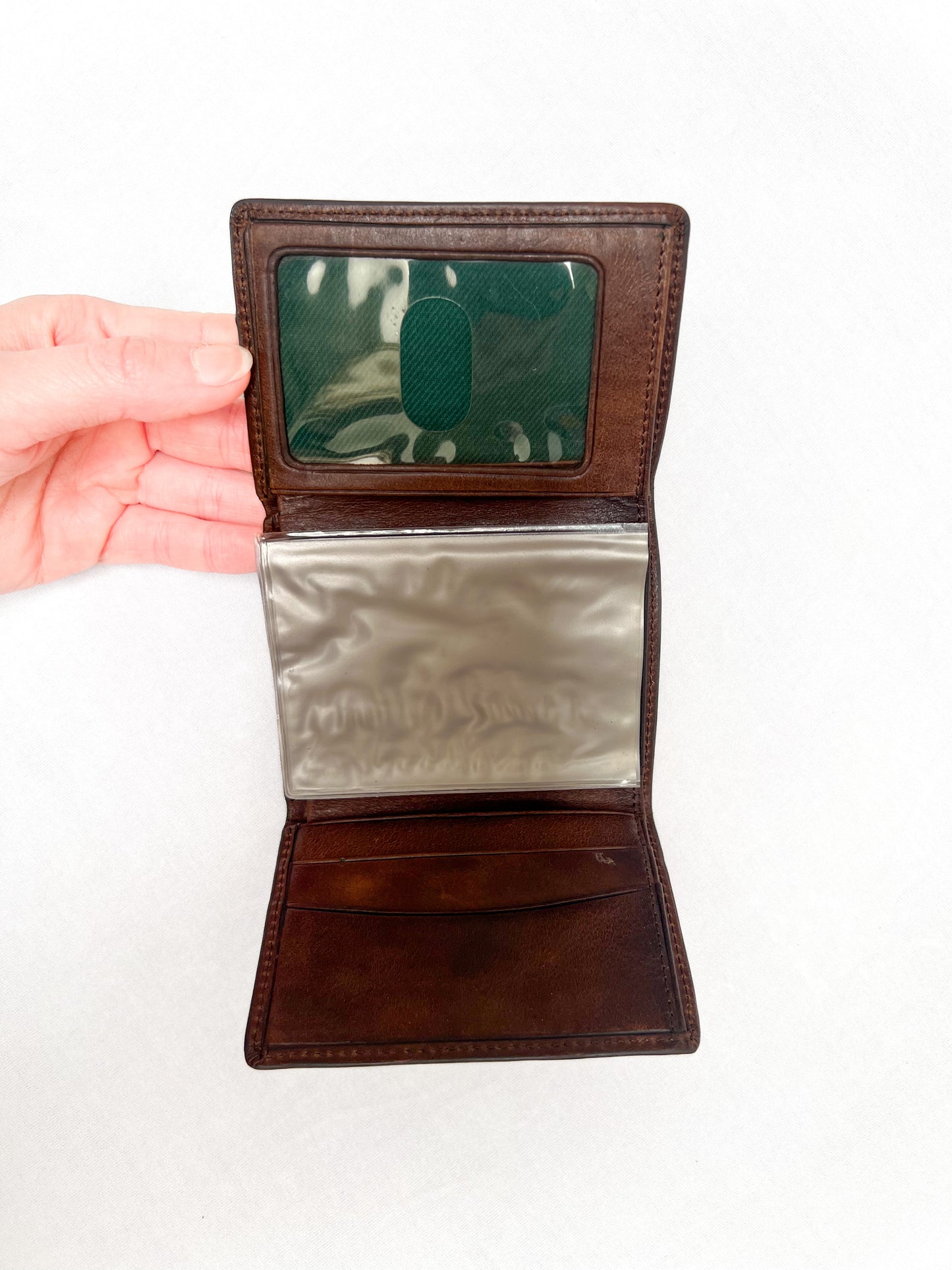 Vintage Wallet - Genuine Leather Trifold - Brown - Embossed Logo - Fossil