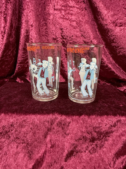 Vintage Archie Comics Glass Tumbler Set – Reggie & Veronica Makes the Scene Pair