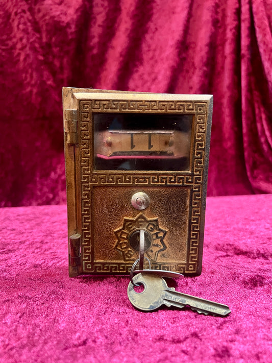 Vintage Brass Decor - US Post Office PO Box Door with Original Key - Single Dial