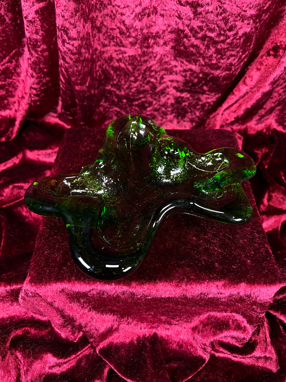 Vintage Blenko Handblown Ashtray - Green Amoeba Freeform Art Glass Trinket Dish