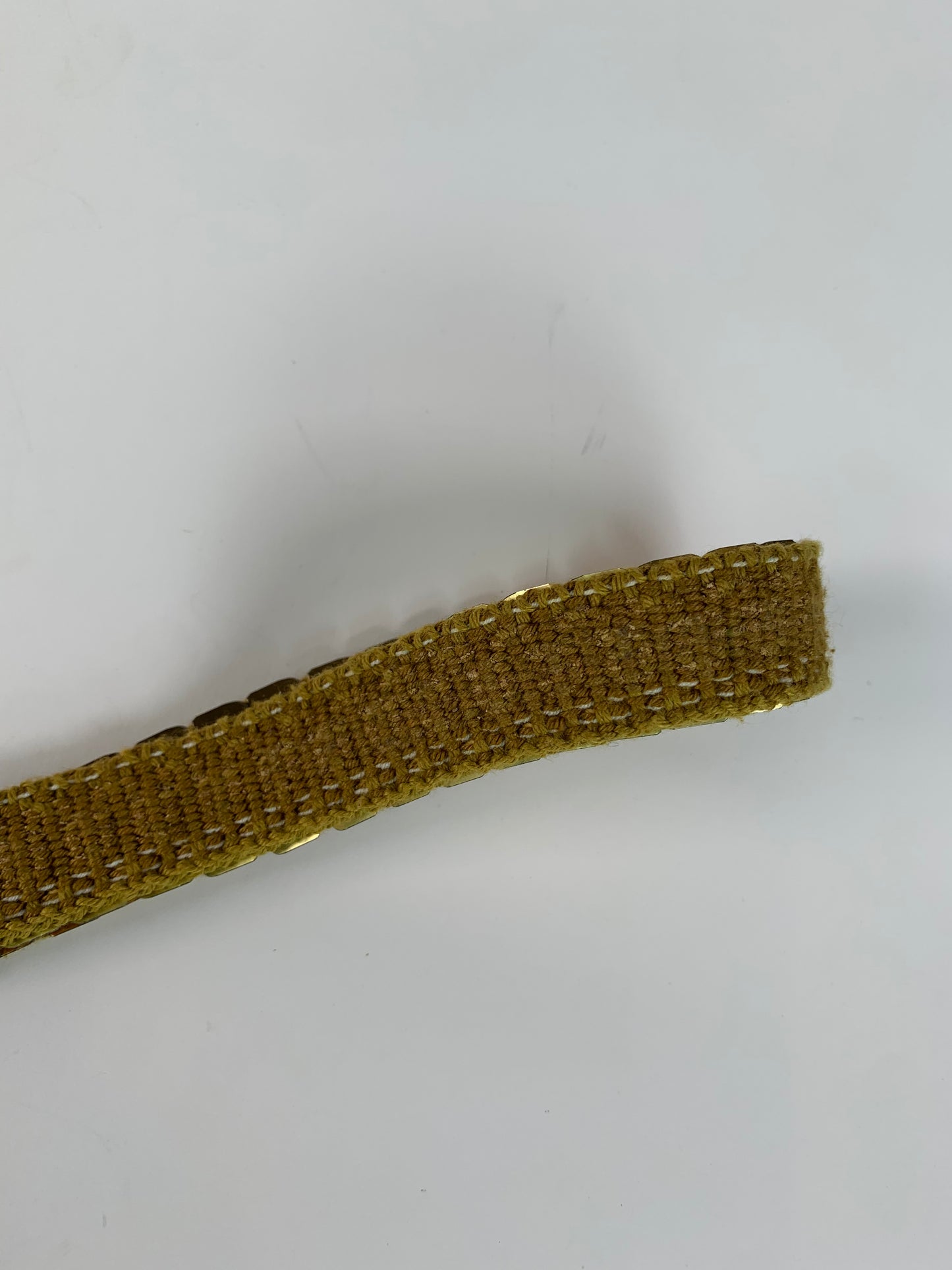 Vintage Belt - 1970s Gold Tone Fish Scale Band - 3D Flower Buckle