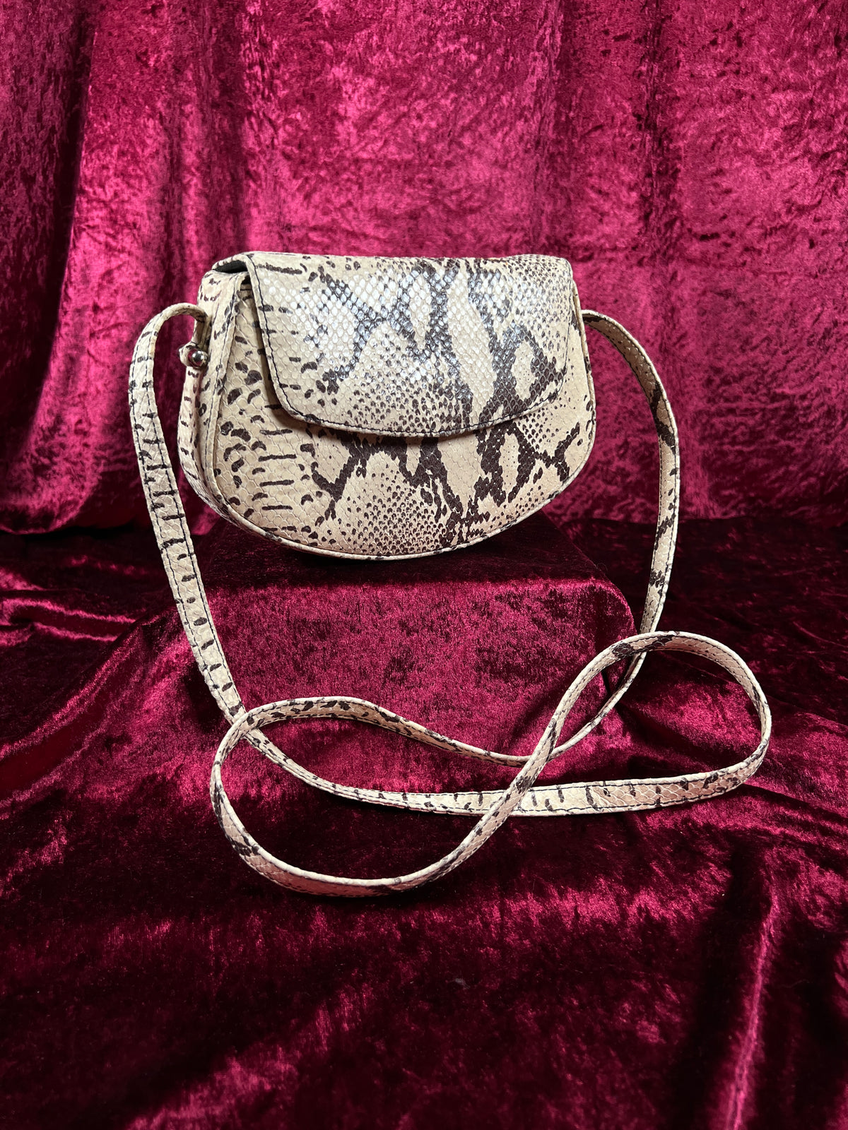 Vintage Susan Gail Snakeskin Crossbody Bag - Cream Brown Mini Saddle Purse