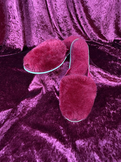 Vintage Shoes - Fuzzy Peep-Toe Sandal Slippers - Red - Size 8 / 9