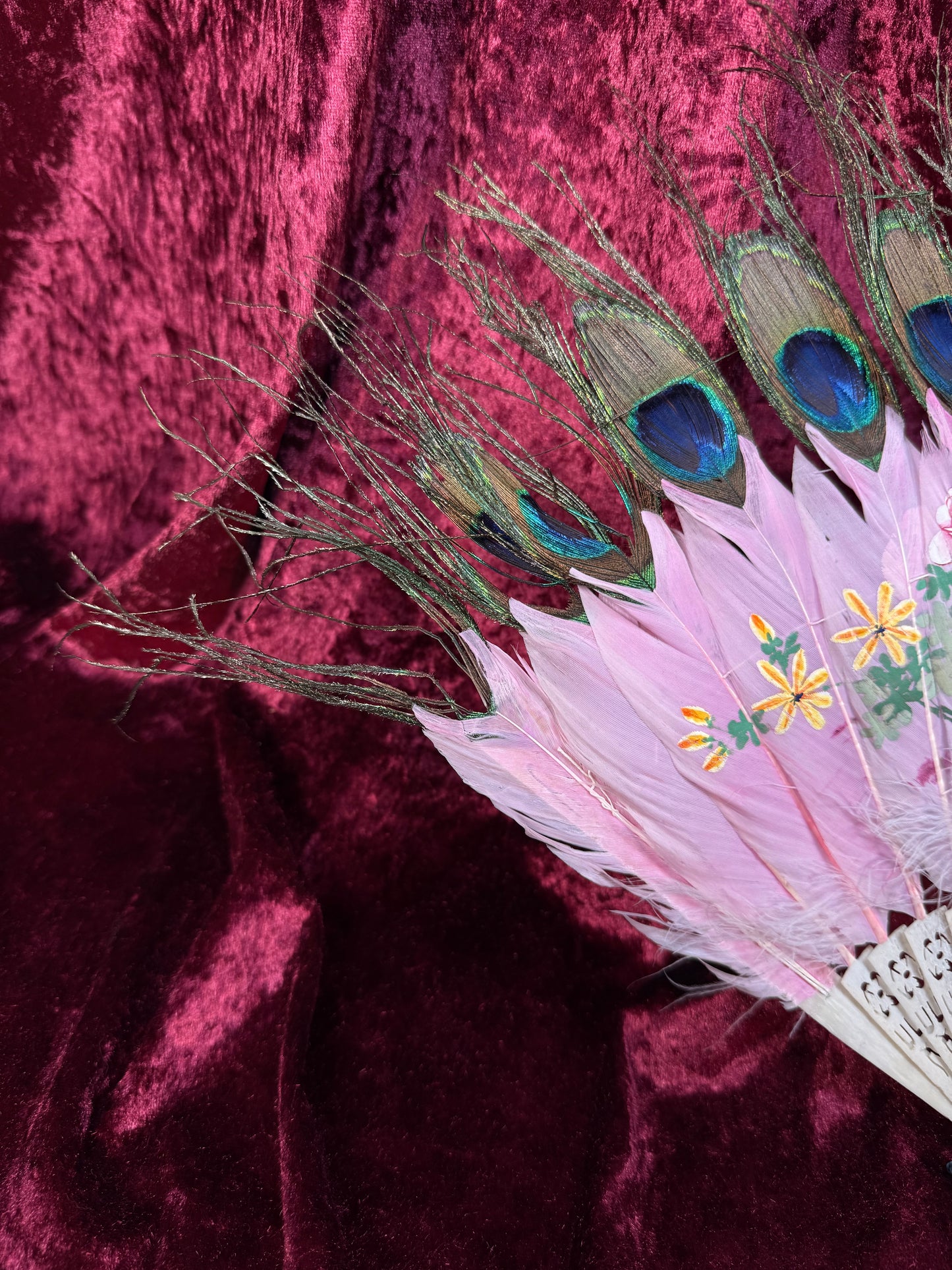 Antique Chinese Handheld Fan - Peacock Feathers and Pierced Bone Staves – Hand Painted