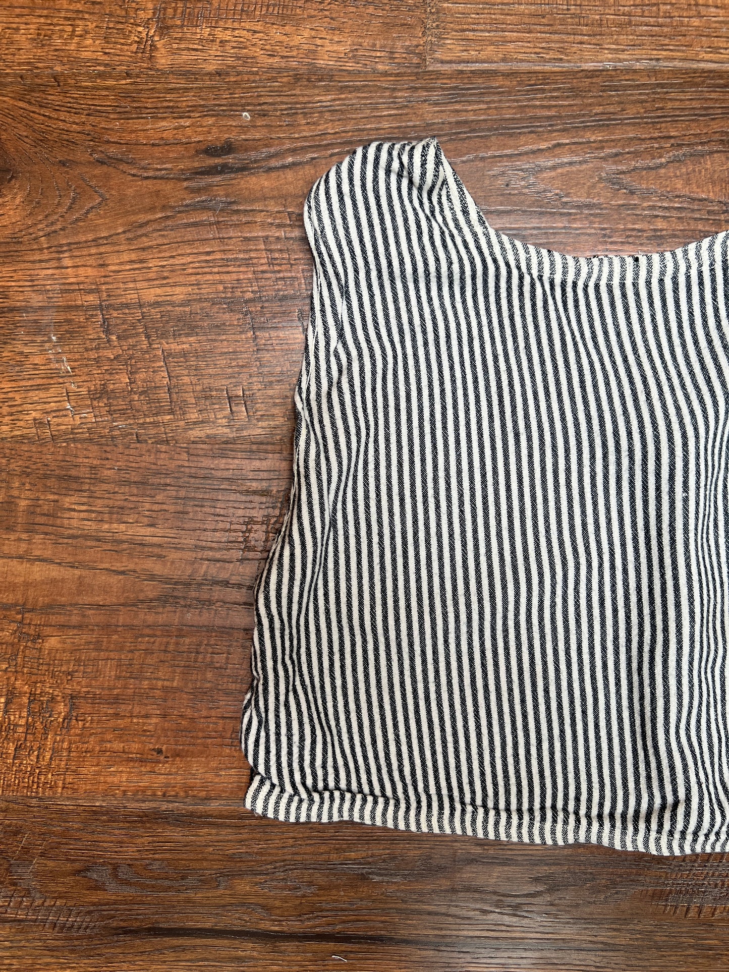 Clothing - Tank Crop Top - Black And White Stripes - Medium