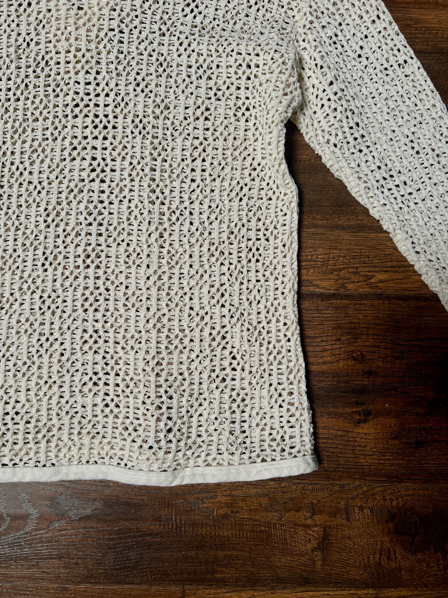 Vintage David Wayne Cotton Crochet Sweater – Ivory Open Knit Floral V-Neck – Medium
