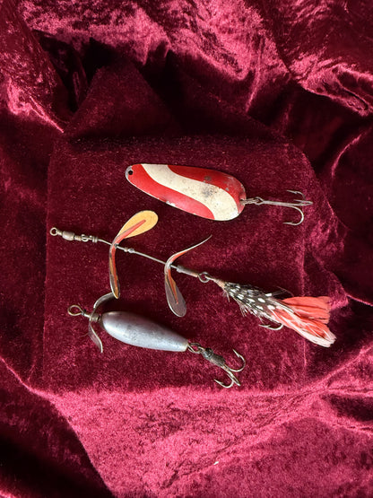 Vintage Metal Fishing Lure Lot - Pflueger & South Bend Spinner Baits
