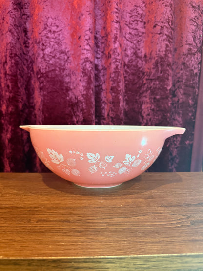 Vintage Kitchen - Large Cinderella Pyrex Bowl - Gooseberry Pattern