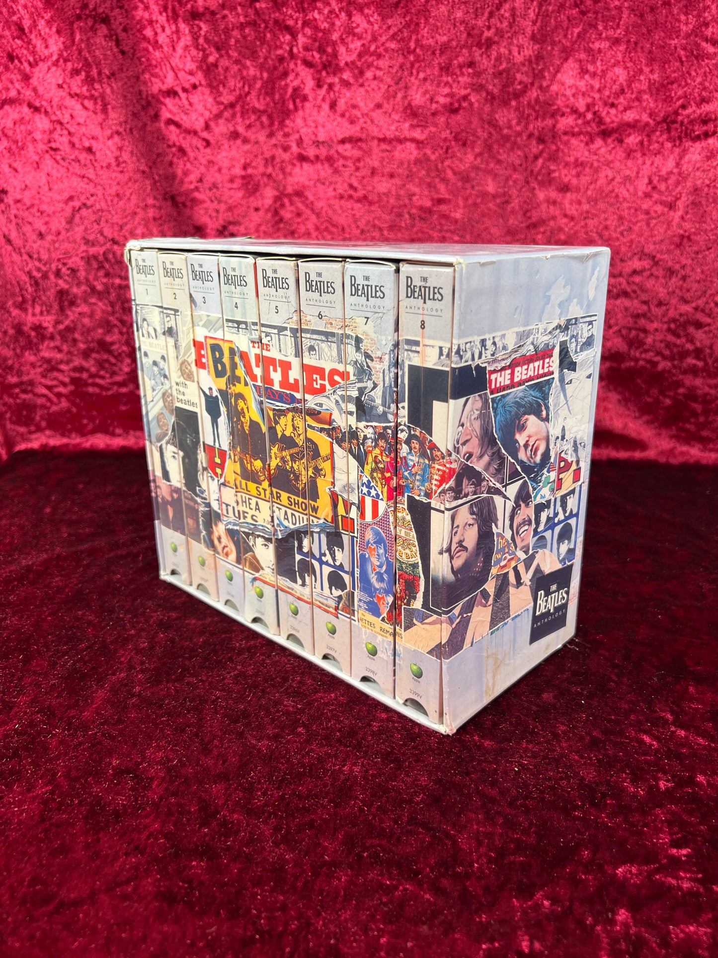 VHS Tape - 8-Tape Box Set - The Beatles Anthology - 1996