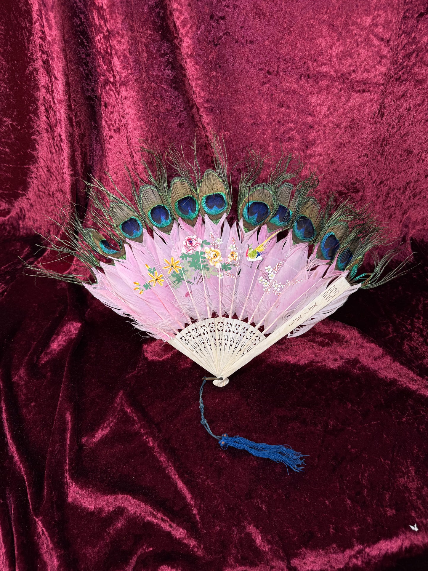 Antique Chinese Handheld Fan - Peacock Feathers and Pierced Bone Staves – Hand Painted