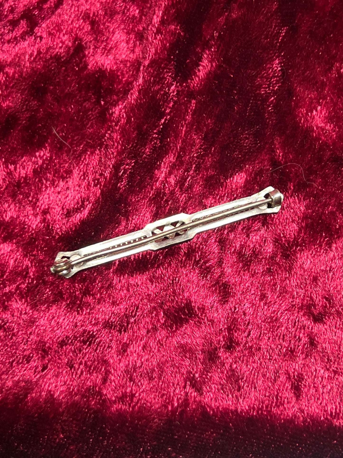 Vintage Jewelry - Brooch - Victorian Bar Pin - Silver Tone Metal - Clear Cut Crystals